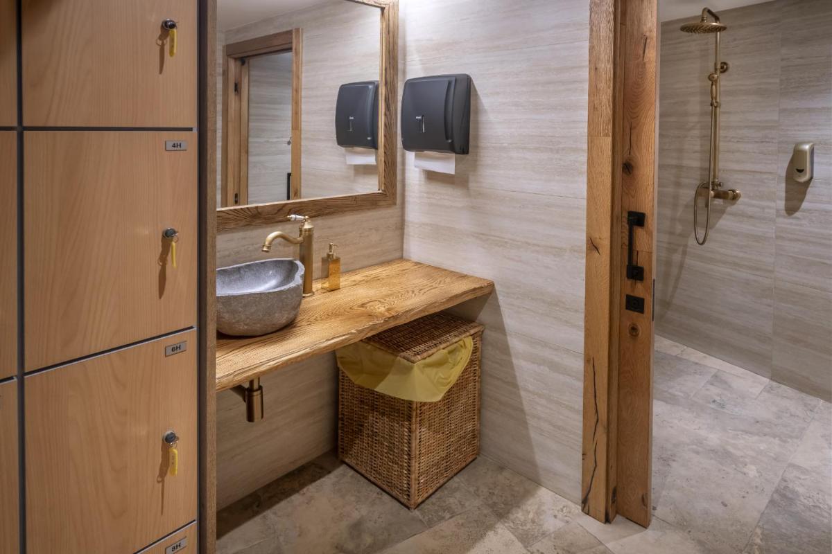 Un baño de Hotel GHT Neptuno-Tossa & Venus SPA