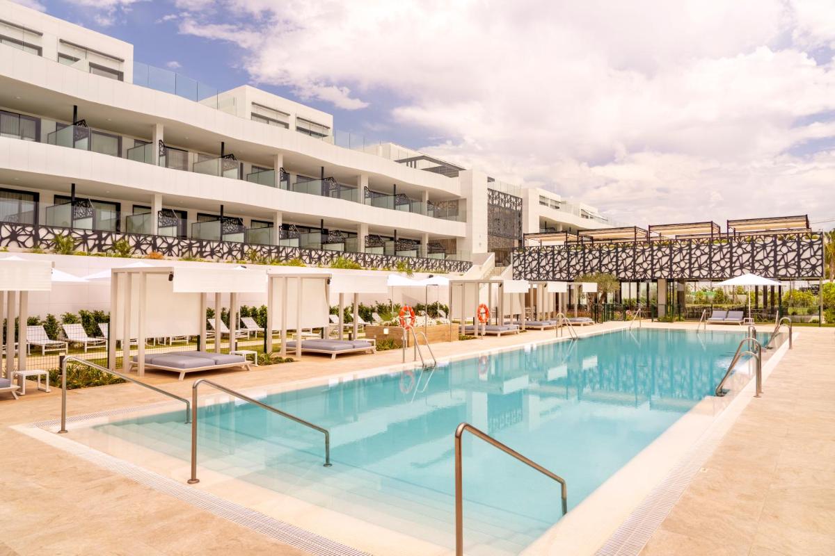 Piscina en o cerca de Eurostars Oasis Marbella