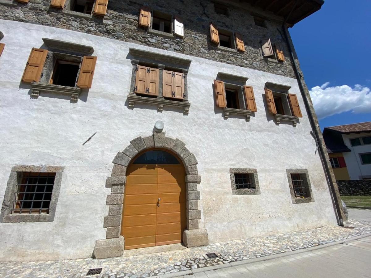 Cjase Cjandin - Housity