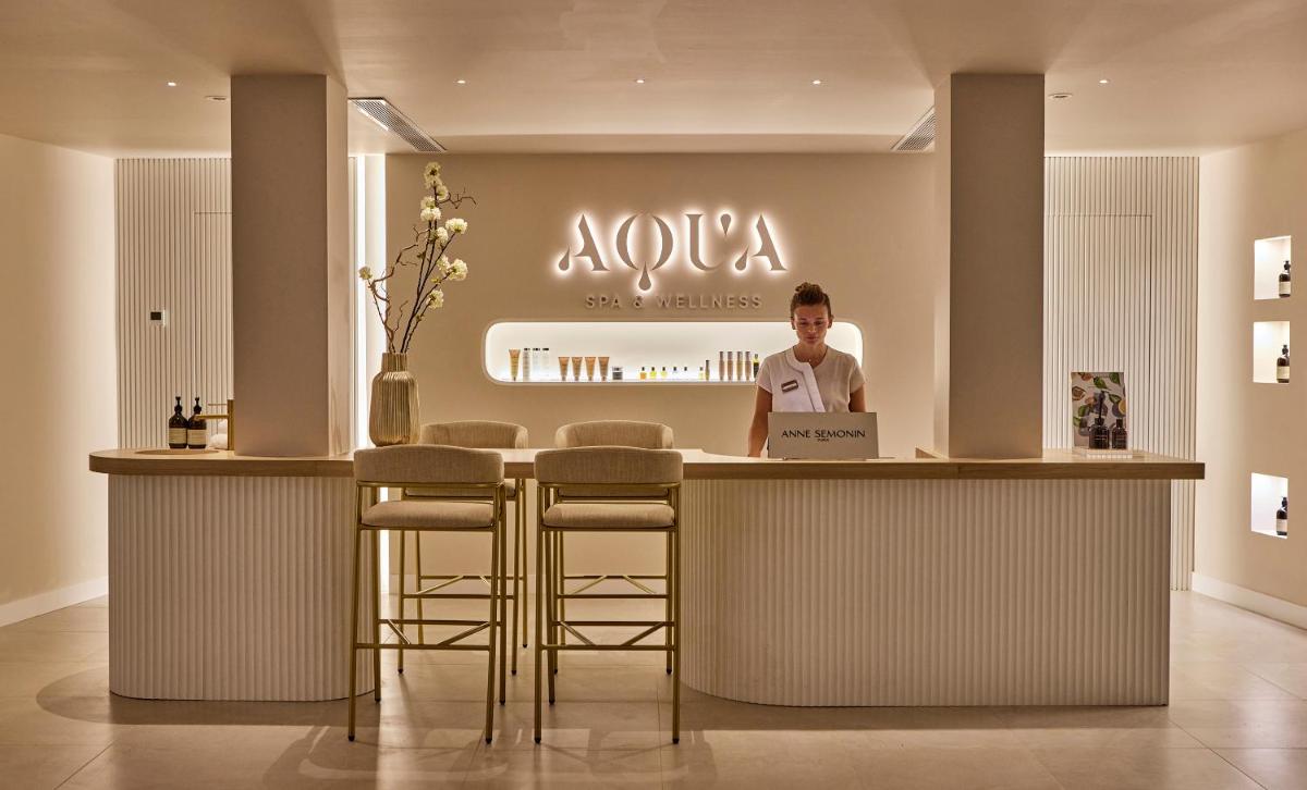 Clientes alojados en Universal Grand León & Spa