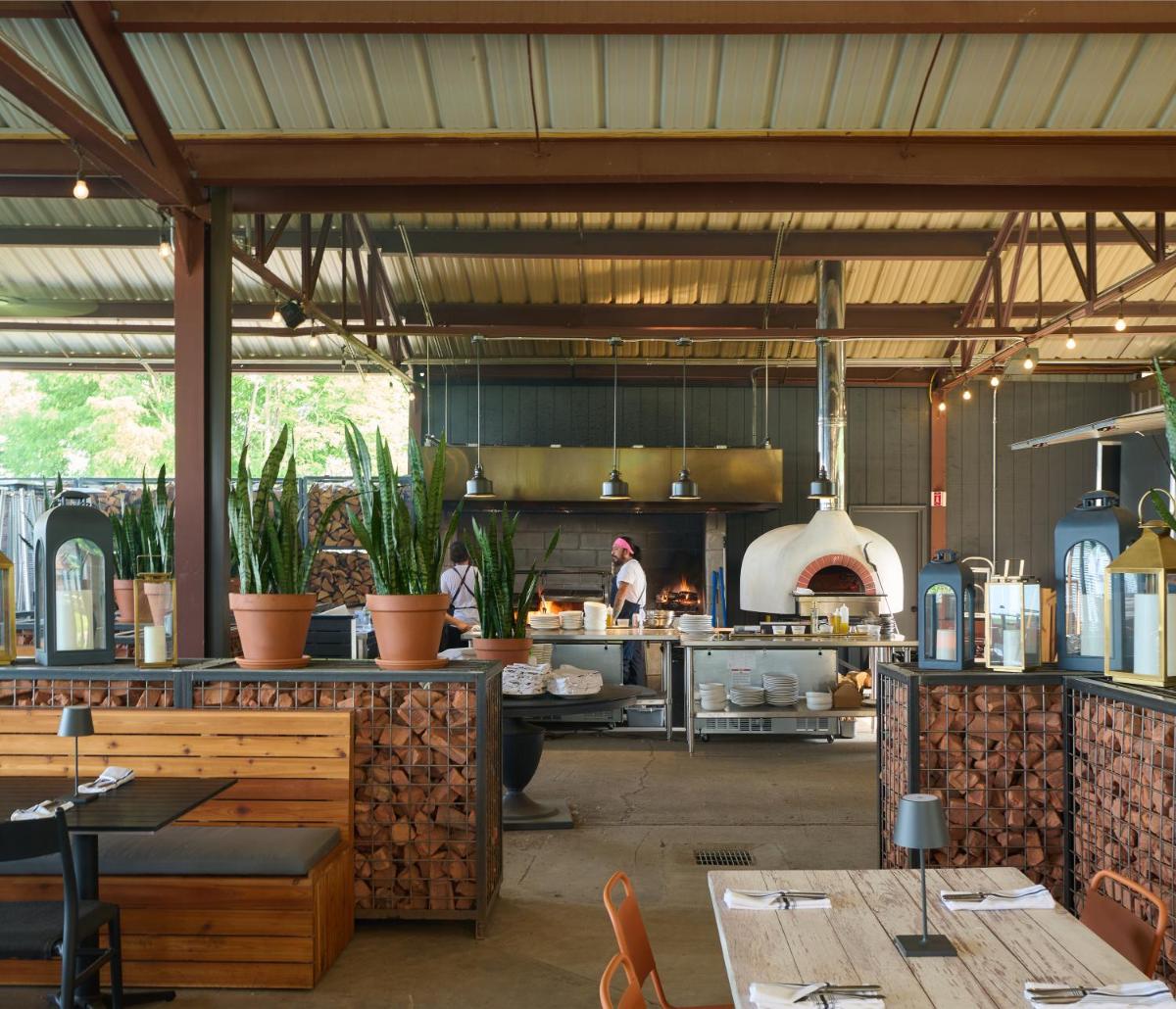 Hutton Brickyards Riverfront Hotel & Venue - Housity