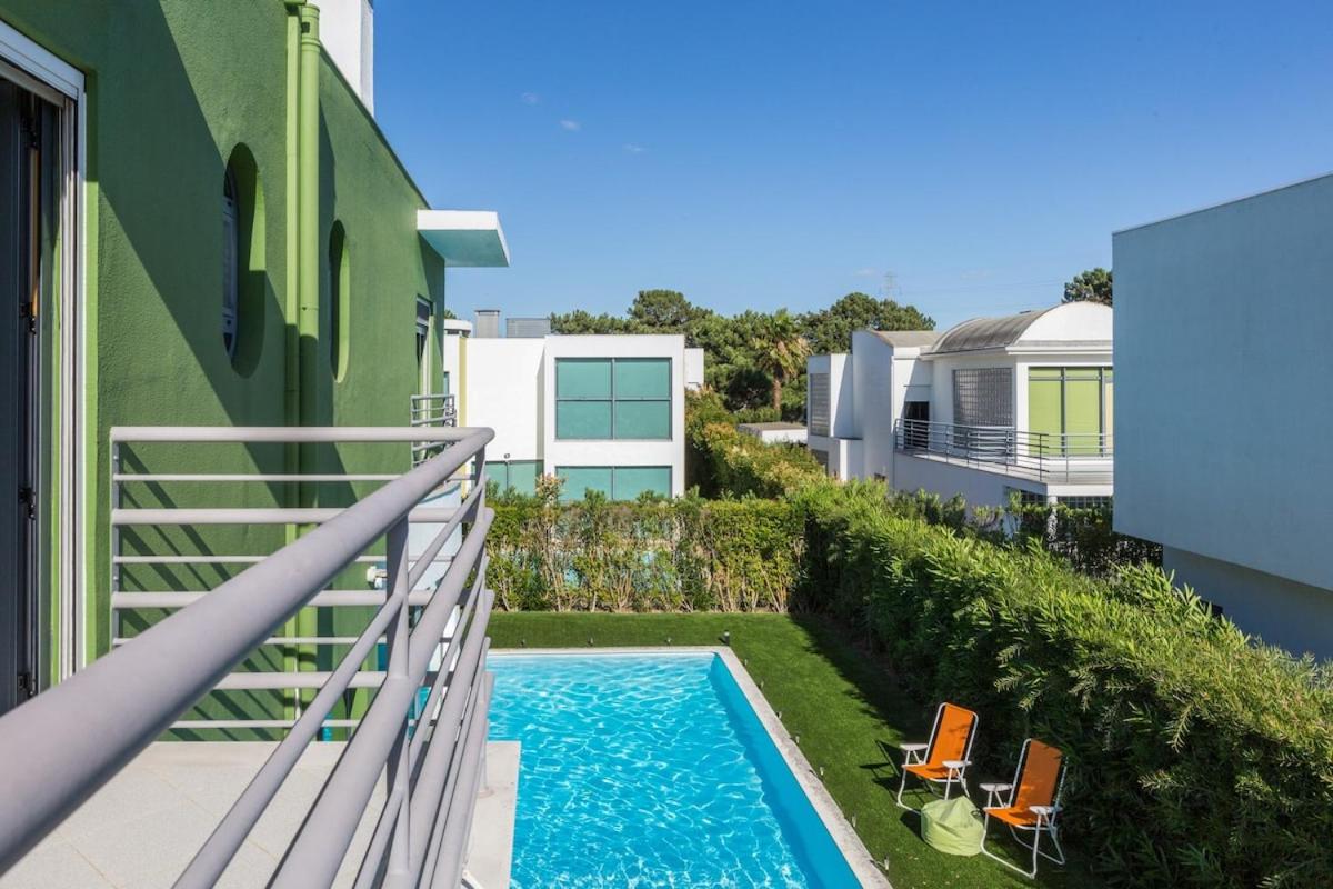 3 Bedroom Villa with Private Pool in Palmela - Housity