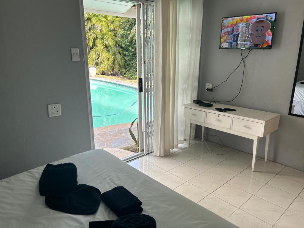 Decent Stay - Housity
