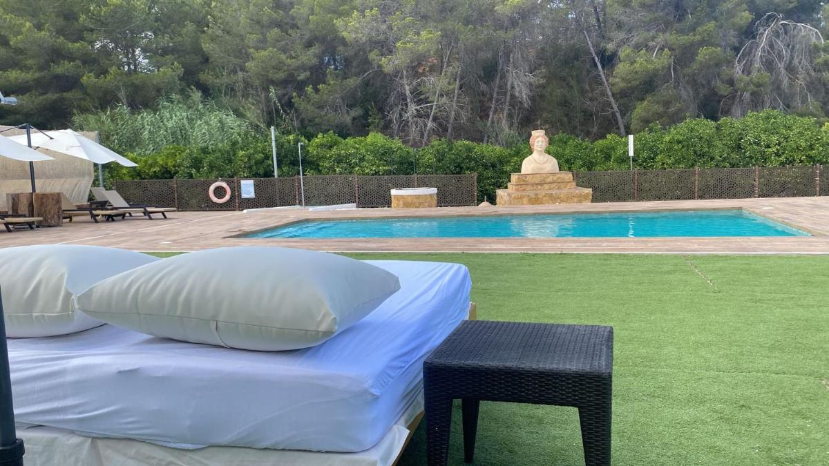 Apartamentos Colomar - Housity