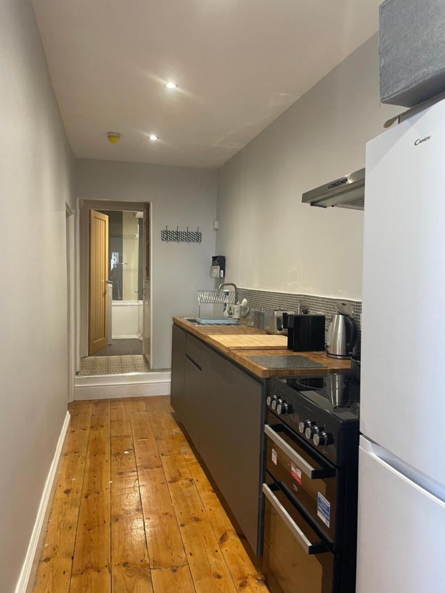 Great 2 bedroom flat - Housity