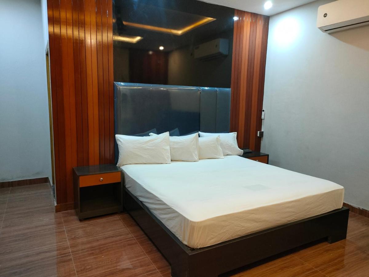 Hotel Multan Inn - Housity