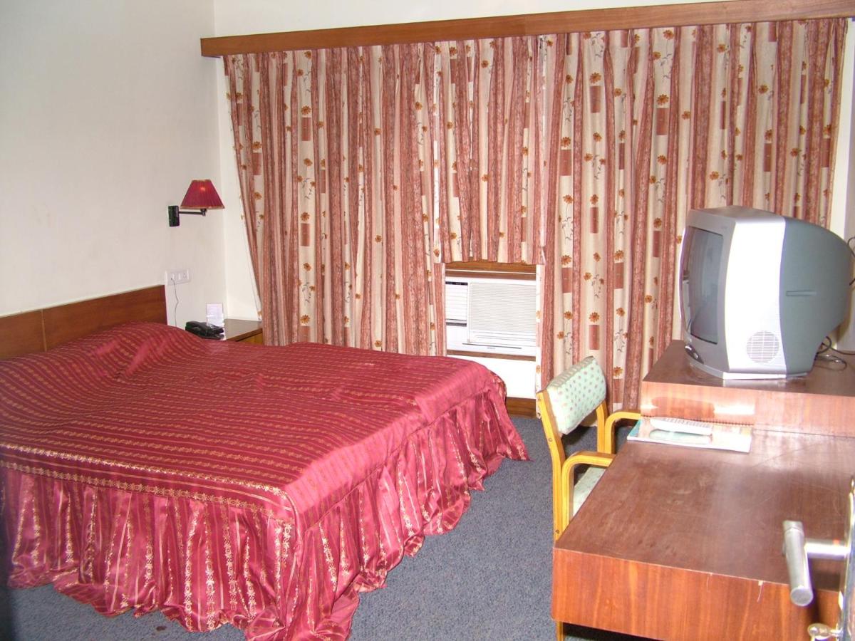 VIP'S CLUB - Housity