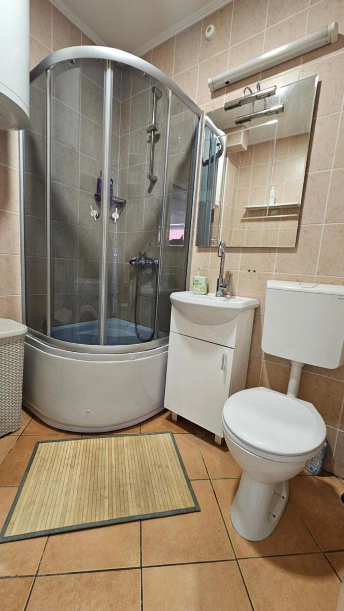 City Center Luxury Apartment - Housity