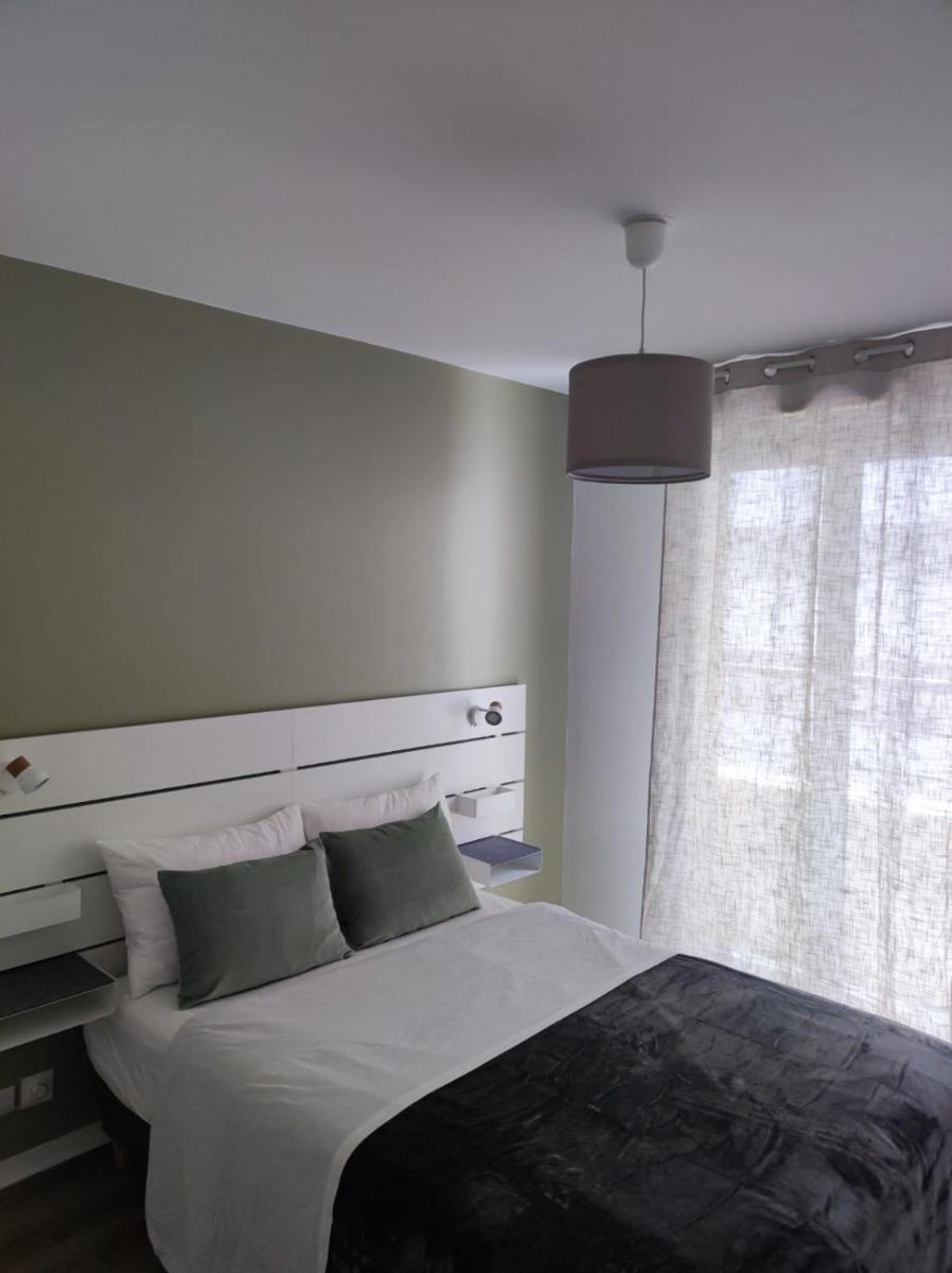 2 Appartements au Centre d'EVRY proches de PARIS - Housity