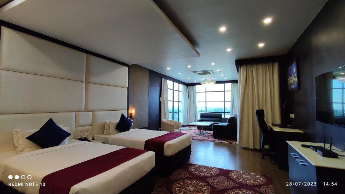 Hotel Vidya Residency - Housity