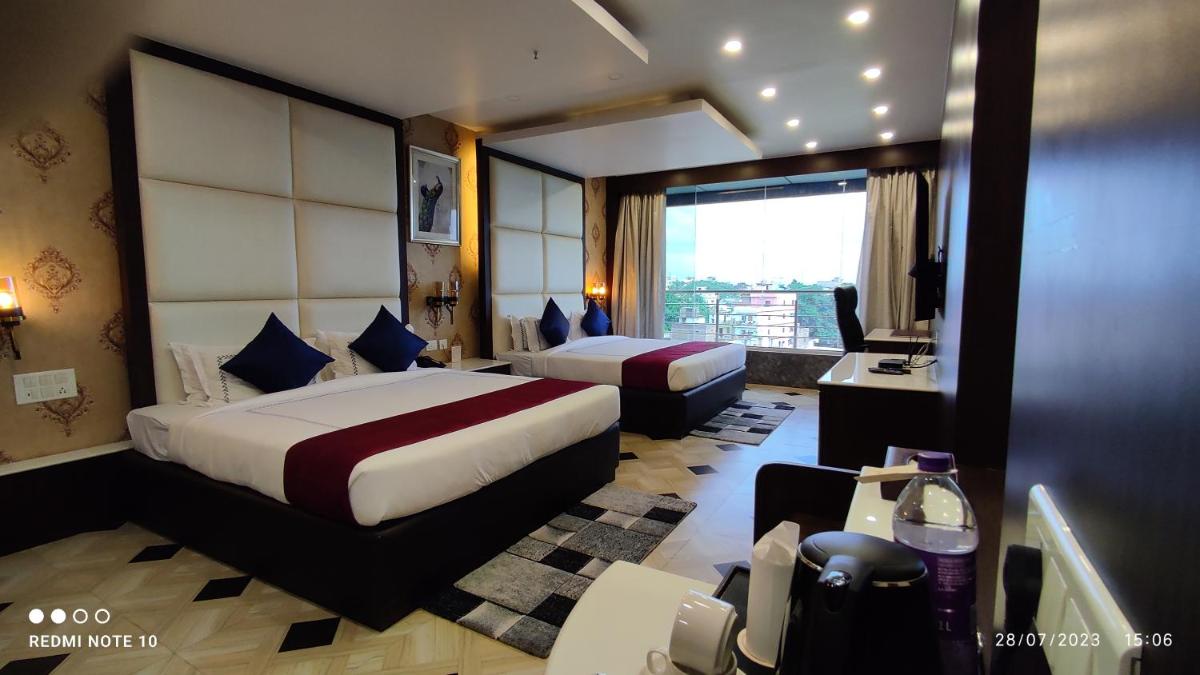Hotel Vidya Residency - Housity