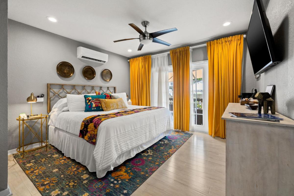 The Kenwood Gables - Housity