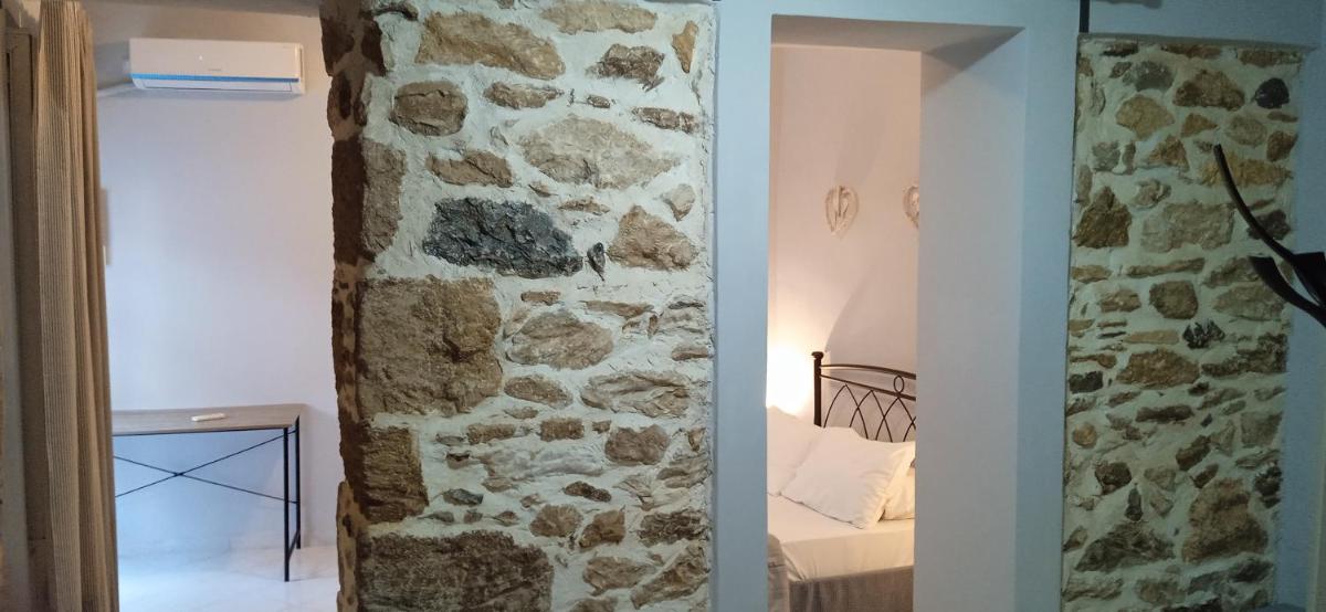Suitetrails - Comfy Apartment Athens Airport