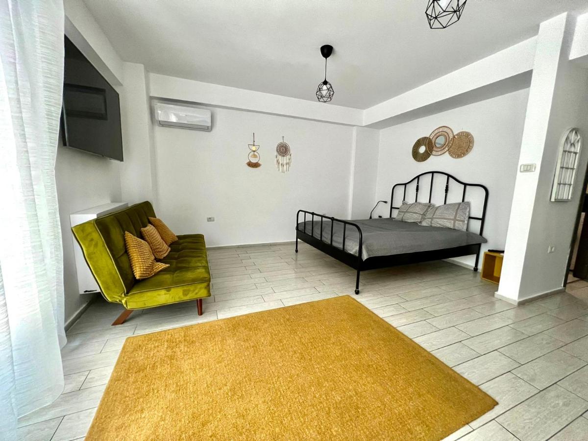 SeaView Studio 27 - Housity