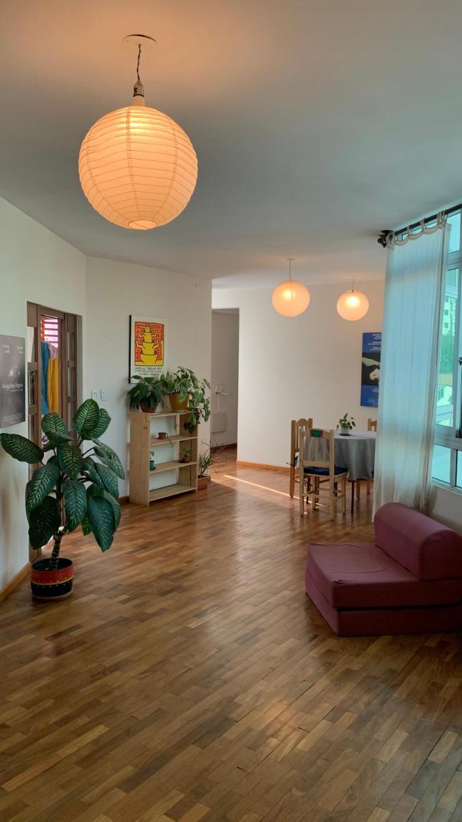 Departamento familiar, amplio y bien ubicado - Housity