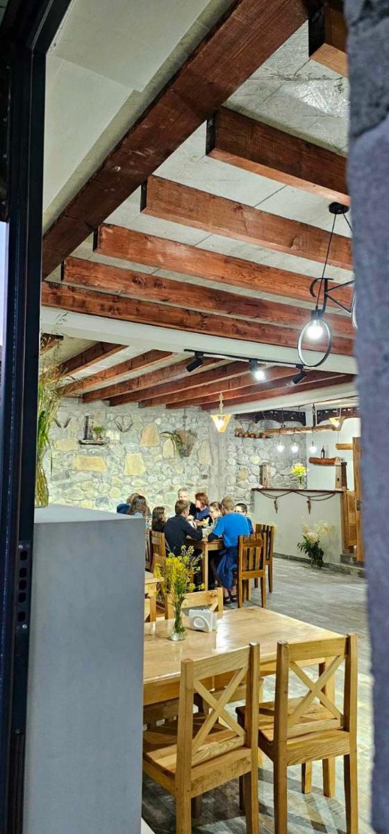 Ushguli Hotel Riho - Housity
