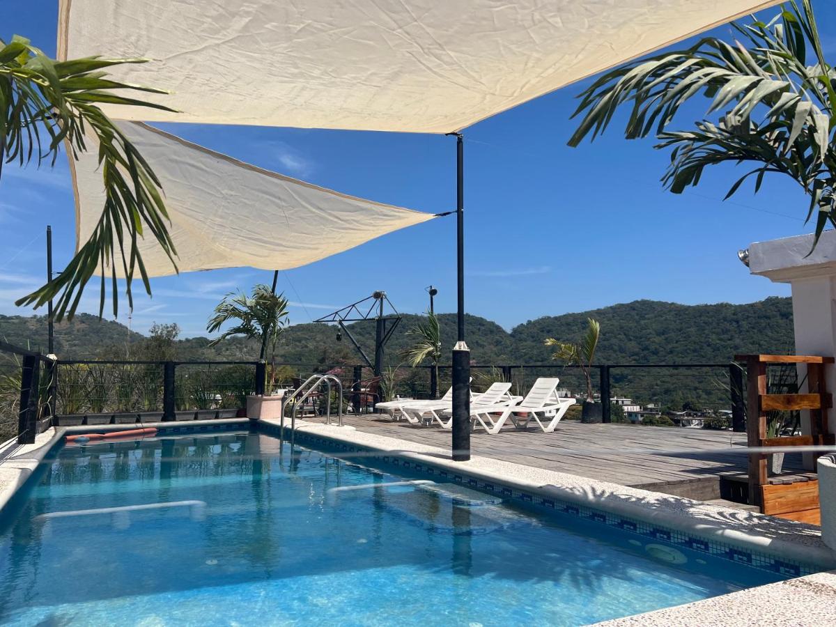 Hotel y Estancia 24-7 - Housity