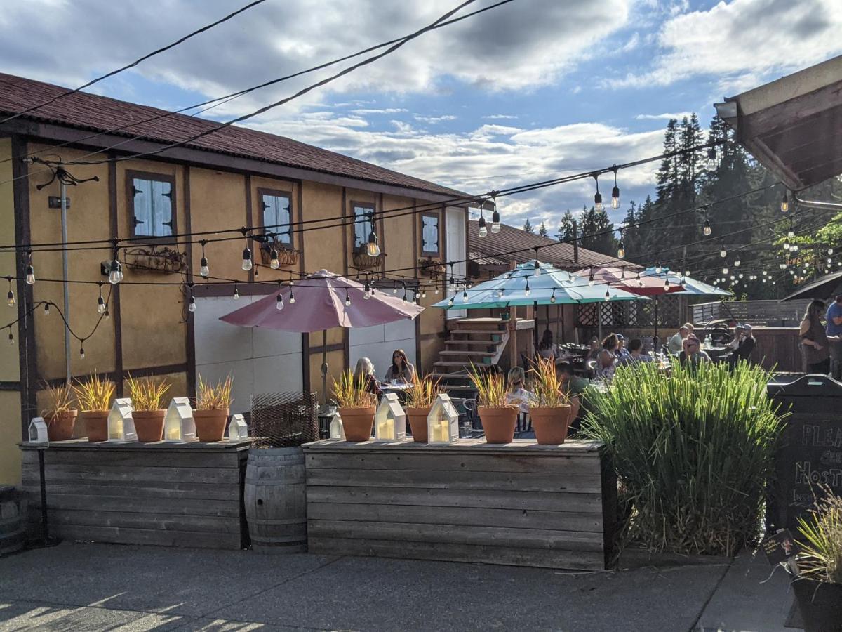 Casita at the Winery - Housity