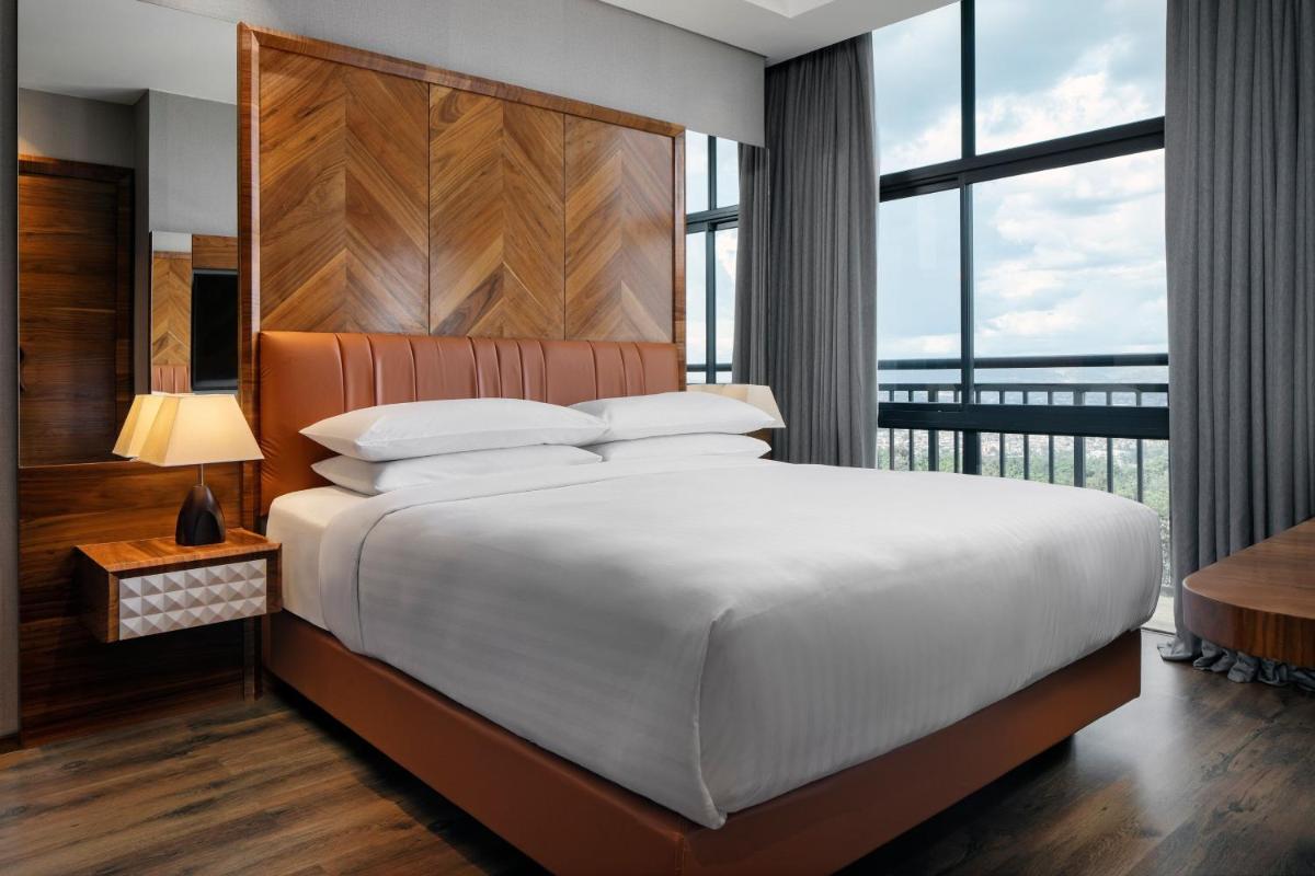 Four Points by Sheraton Kigali - Housity