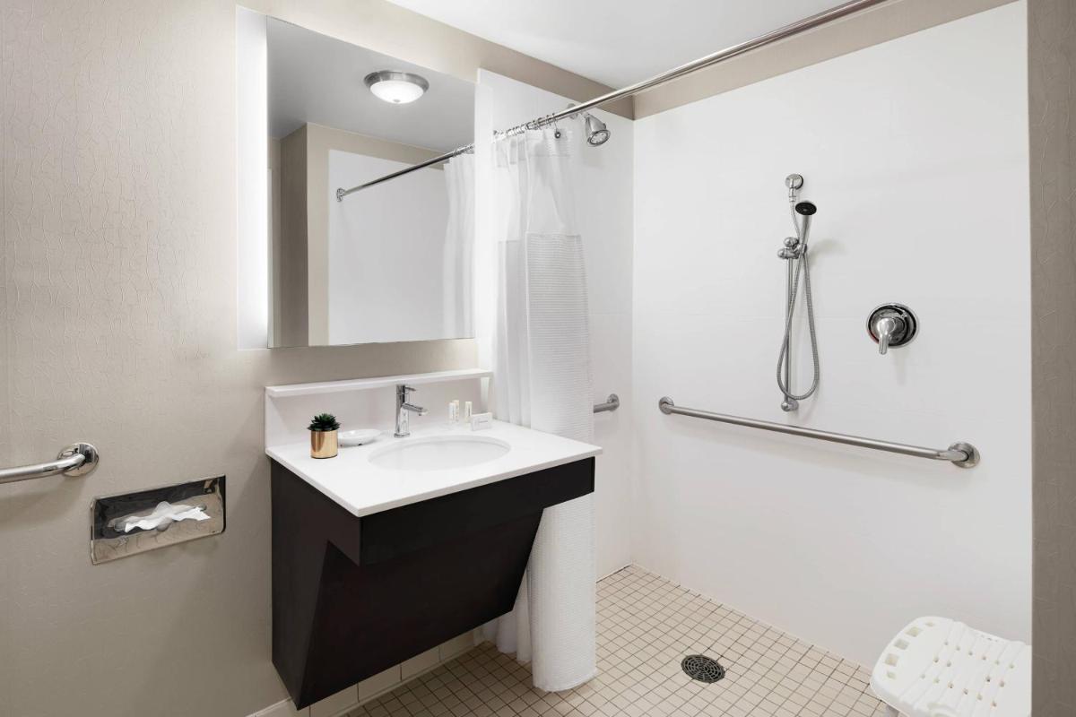 SpringHill Suites by Marriott Richmond North/Glen Allen - Housity