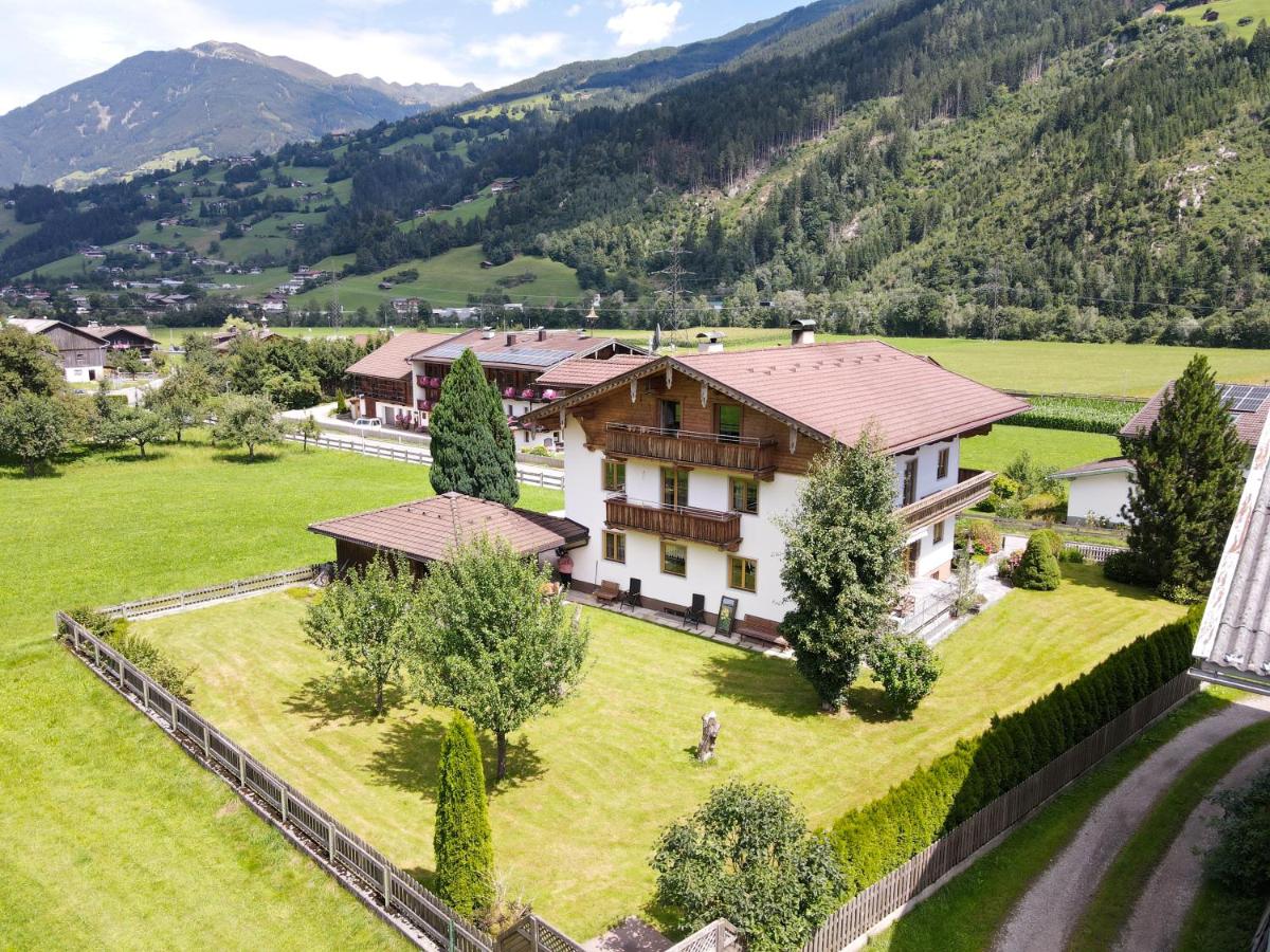 Ferienhaus Wachterhof Aschau im Zillertal - Housity