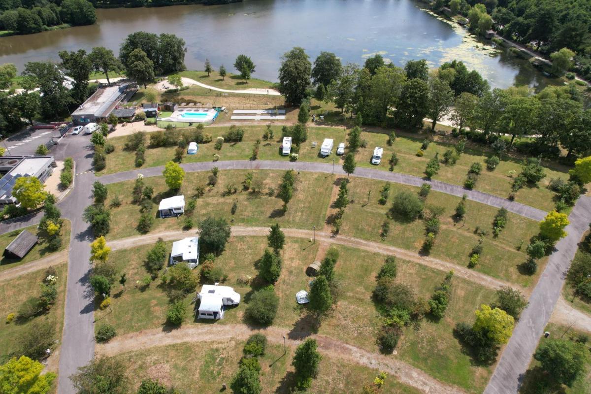 Camping Aquarev - Housity