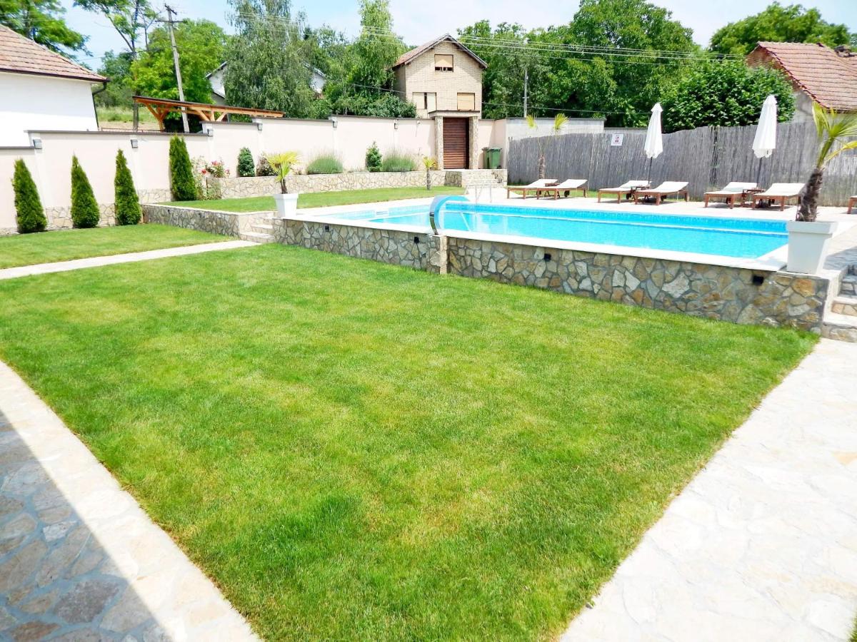 Aqualux apartments - Housity