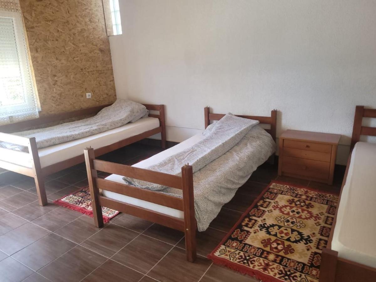 Lola Guest House - Housity