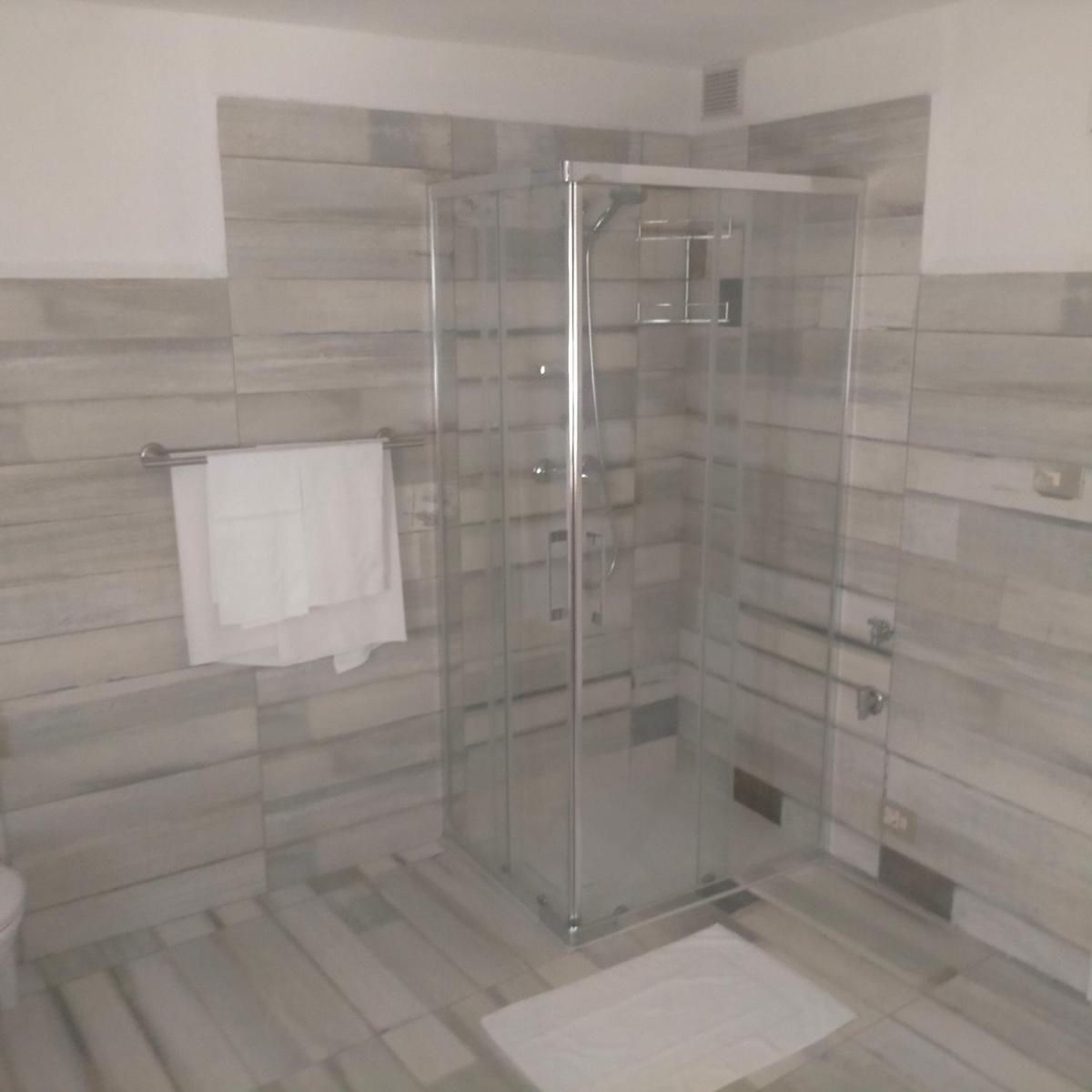 Clou Accomodation - Hizvo