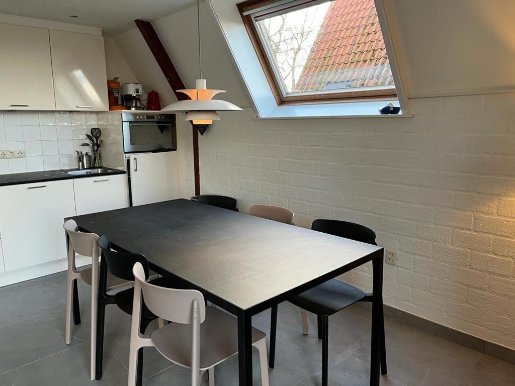 Vakantiewoning Sneekermeer, huur sloep of zeilboot mogelijk - Housity