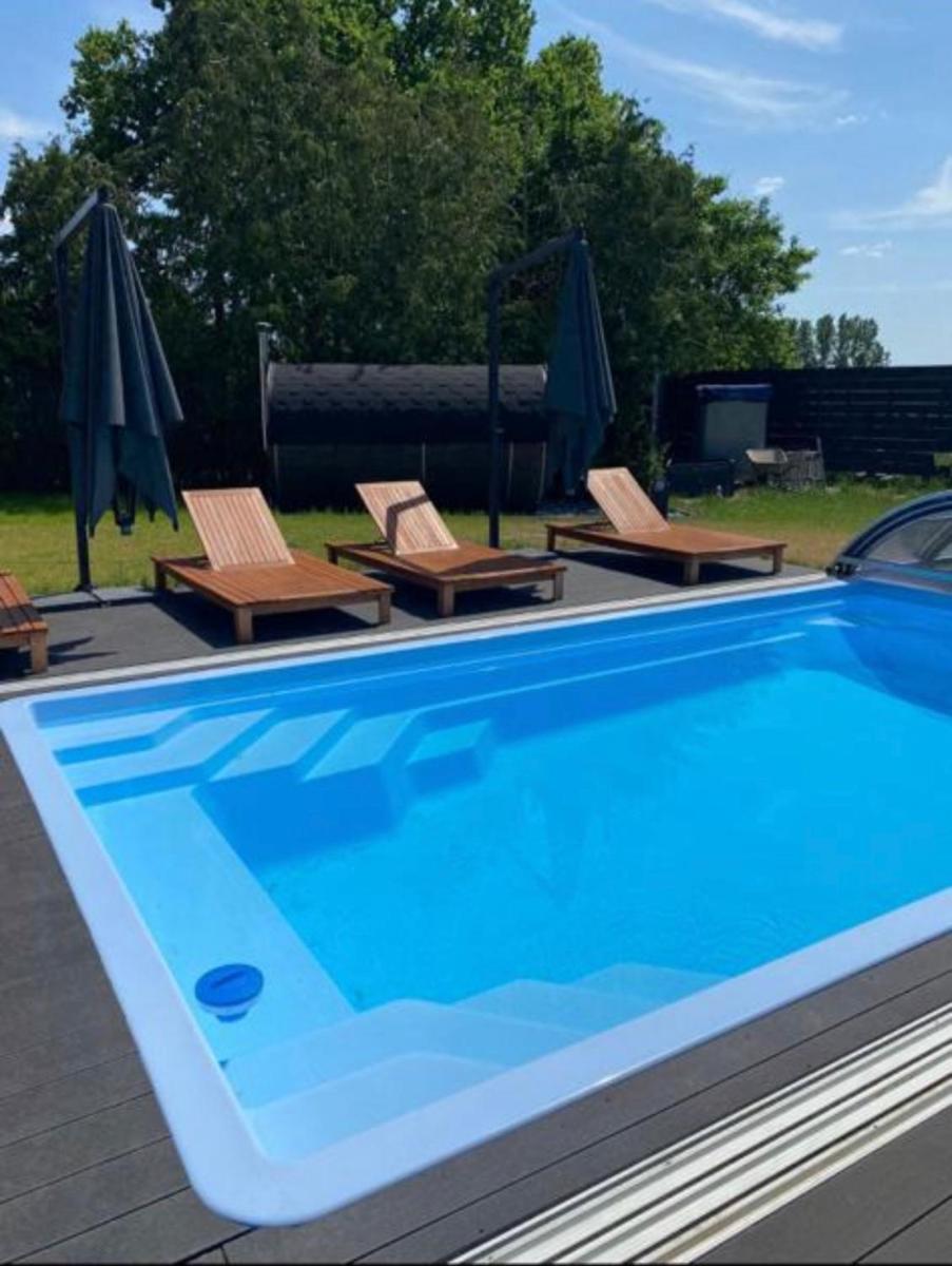 Laraholiday - Housity