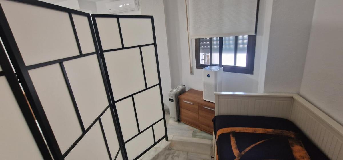 Alojamiento Carmen Baja (centro Almuñécar) - Housity