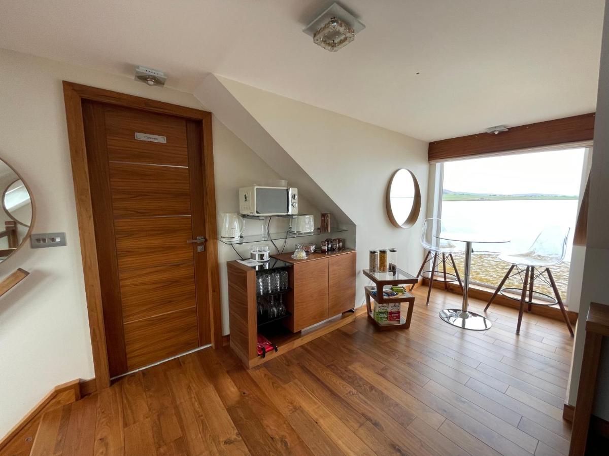 Waterfront House - Housity