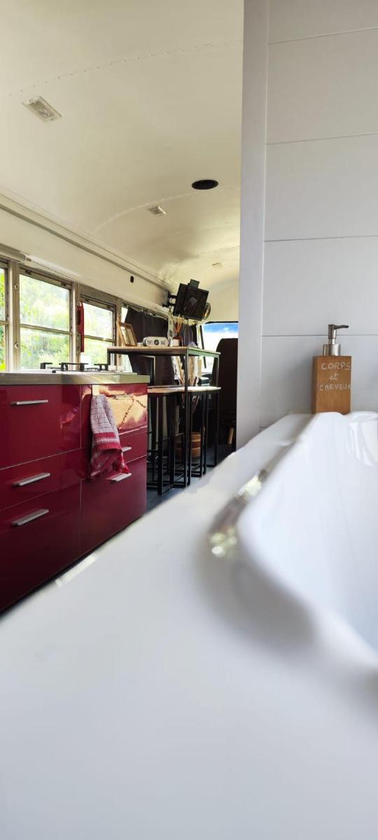 The School Bus - Housity