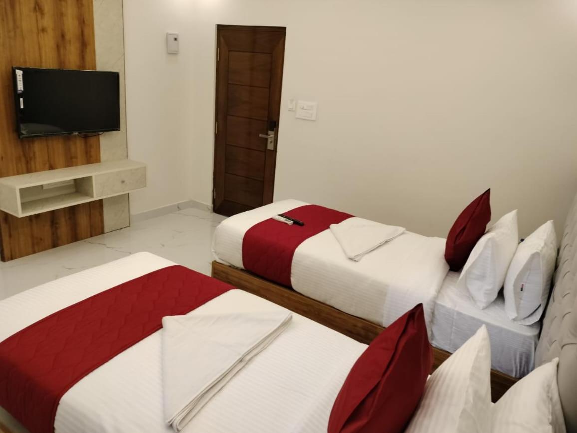 MAYURI RESIDENCY HOTEL - Housity