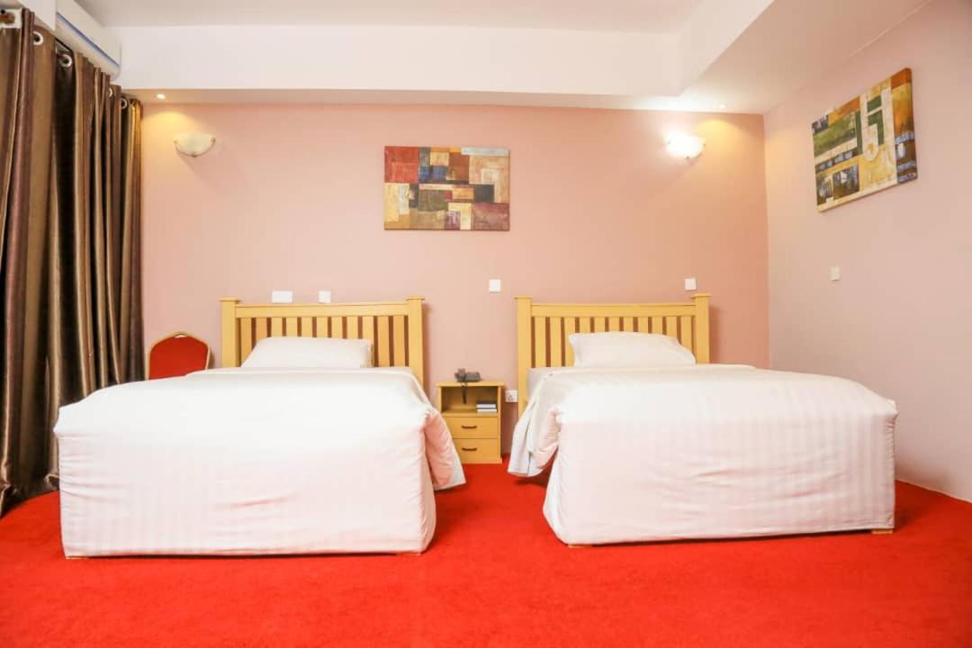 Suitetrails - Hotel Seven Seasons Entebbe