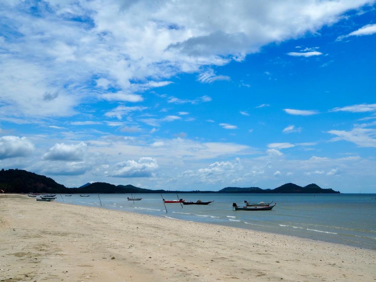 Onthebeach resort - Housity