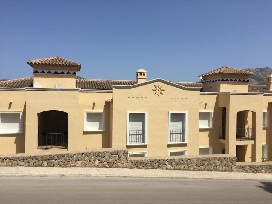 Suitetrails - Nice 4 Person apartment residence La Sella Golf Resort Marriott Denia