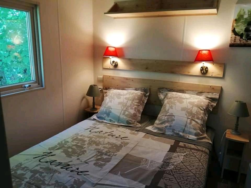 Le clos des augers, chambres d'hôtes et roulotte - Housity