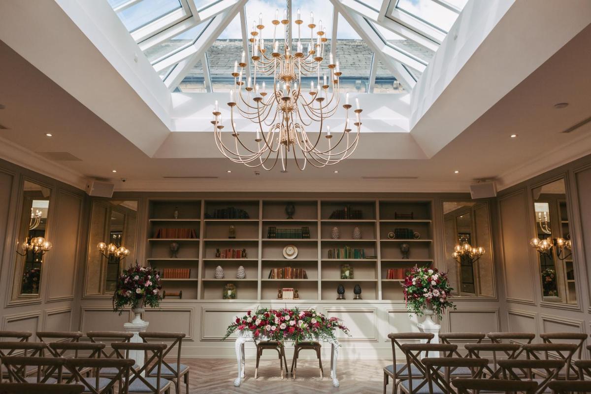 Woodlands Hotel - Housity