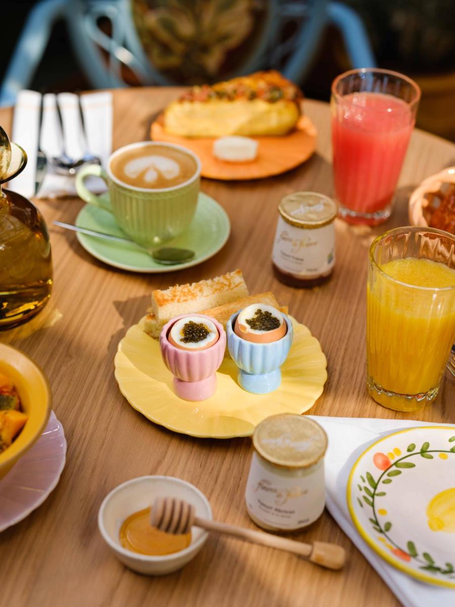 Nourriture dans l'hôtel ou à proximité