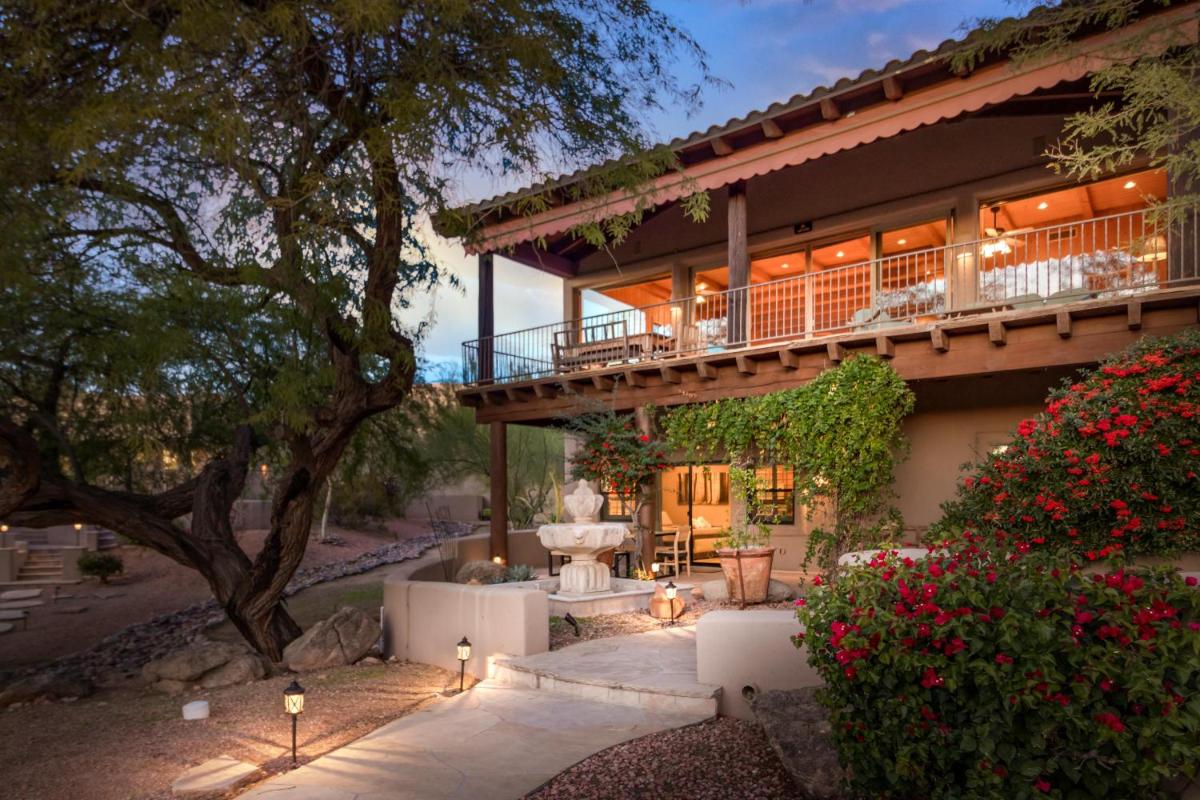 Troon Garden Casita - Housity