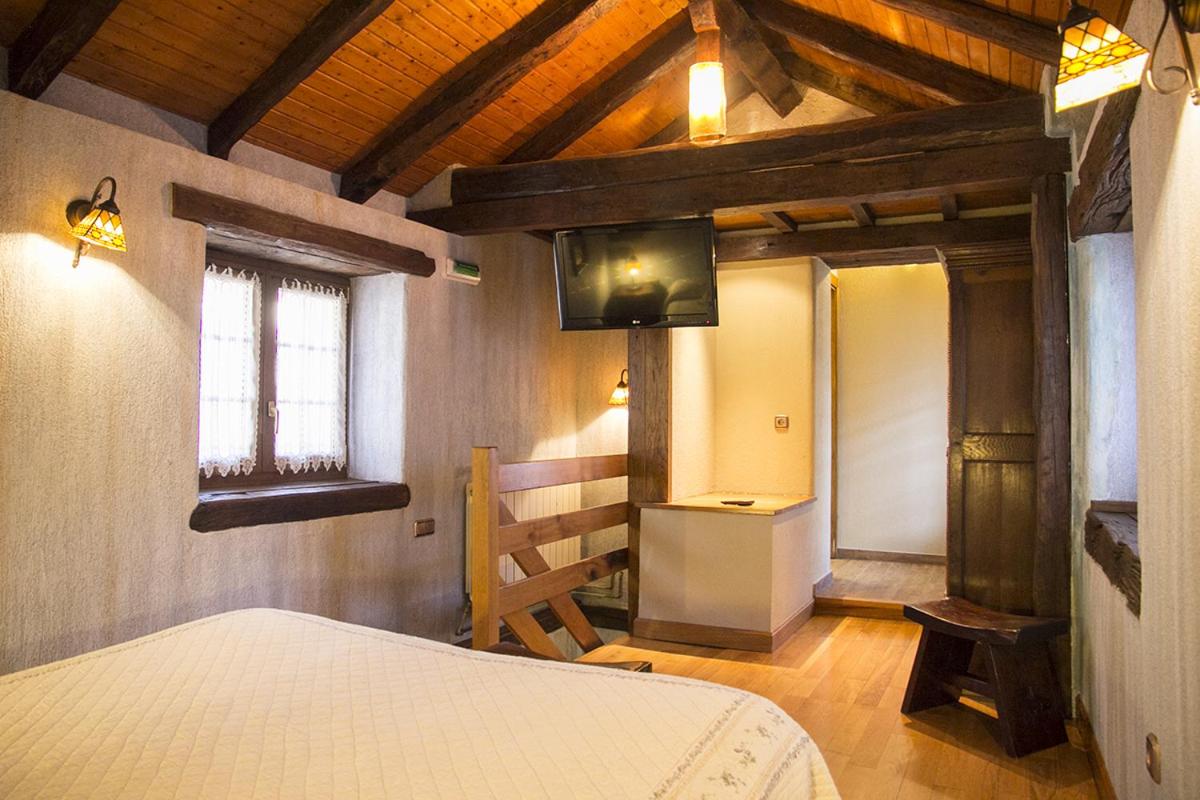 Casa rural Txikirrin Txiki - Selva de Irati - Housity