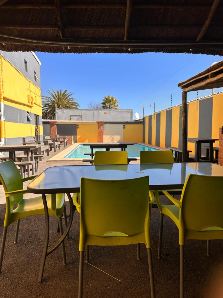 Suitetrails - Platinum Guesthouse Kempton park
