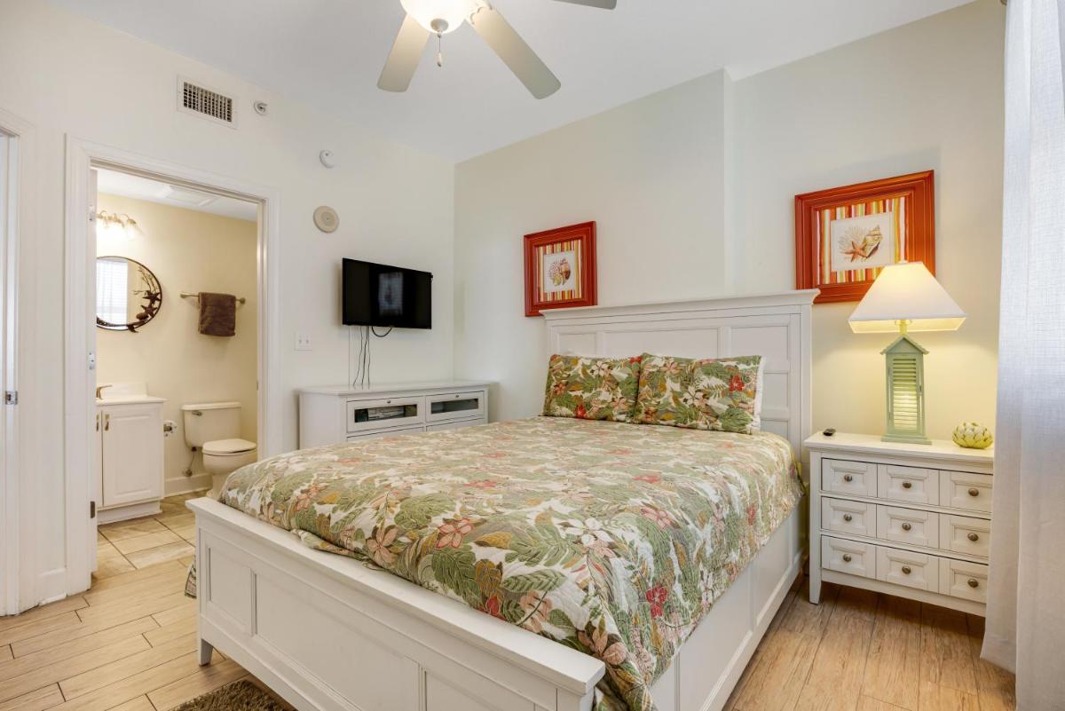Sunrise Beach Resort 2001 - Housity