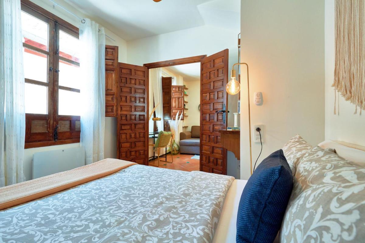 Anali - Hostatel - Housity