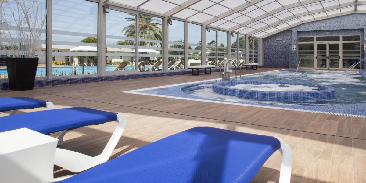 Piscina en o cerca de Nuevo Astur Spa