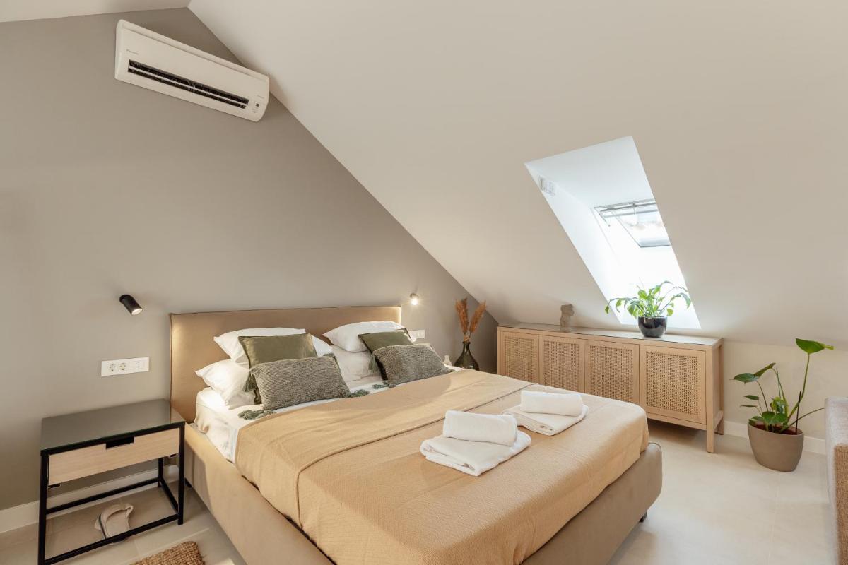 Kotor Central Point - Housity