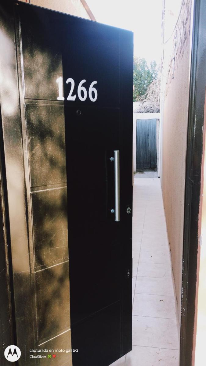 Excelente Departamento en Centro de Neuquén - Housity