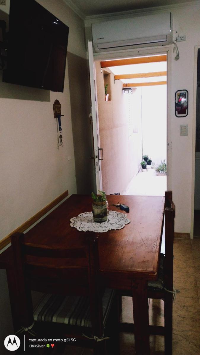 Excelente Departamento en Centro de Neuquén - Hizvo